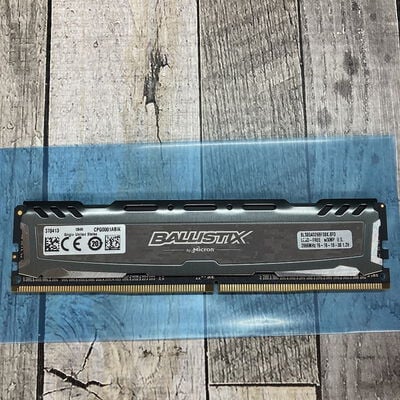 【広島店】中古  PC4-21300 8GB デスクトップ用(DDR4-2666) 126165 