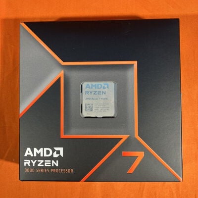 【なんば店】中古  AMD Ryzen 7 9700X (AM5/3.8GHz/40M/C8/T16/65W) 169022 