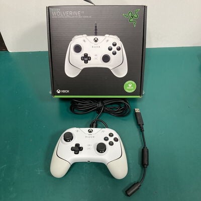 【富山本郷店】中古  Razer Wolverine V2 MW (RZ06-03560200-R3M1) 4920000610 