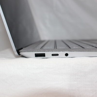 【通販センター】中古  Microsoft Surface Laptop 5(Intel Core i7 1265U/16GB DDR5 (PC5)/SSD512GB/なし/オンボード/13.5/2256x1504/Wi-Fi/W11H64 MAR) 199711 