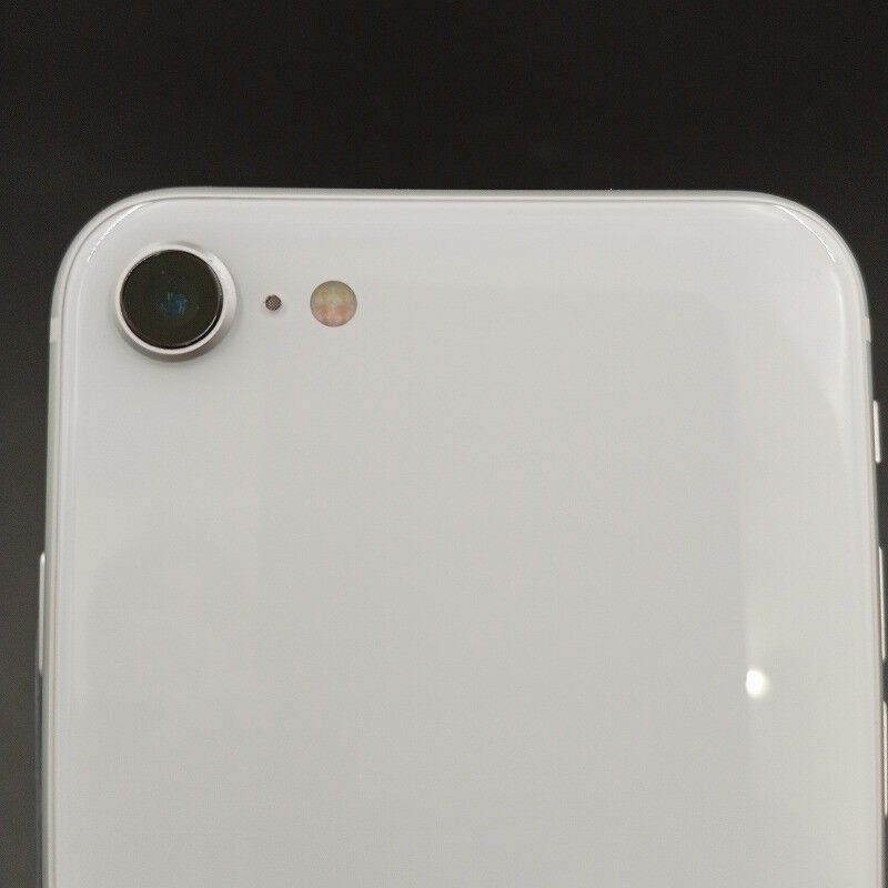 iPhone -  au iPhoneSE 第2世代 64GB ホワイト 白 SIM解除 第2世代】iPhoneSE 64GB ホワイト MHGQ3J/A A2296【国内版 SIM