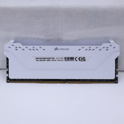 【通販センター】中古  PC4-25600 8GB デスクトップ用(DDR4-3200) 140727 