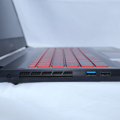 【通販センター】中古  MSI Bravo 15-B5DD-029JP (Ryzen 7 5800H/16GB/Radeon RX 5500M 4GB) 202841 
