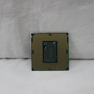 【通販センター】中古  INTEL Core i7 9700K (1151/3.60GHz/12M/C8/T8) 138481 