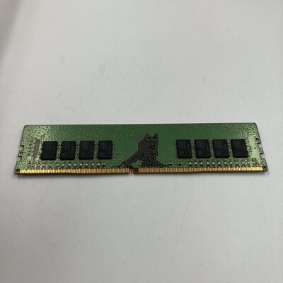 【なんば店】中古  PC4-21300 16GB デスクトップ用(DDR4-2666) 135638 