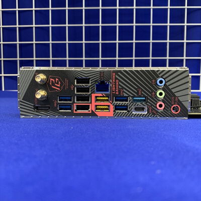 【横浜駅前店】中古  ASRock B650 PG Lightning WiFi (B650 AM5 ATX DDR5) 3400008105 