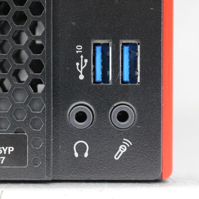 中古  Fujitsu ESPRIMO D588/CX 