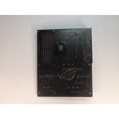 【前橋ｲﾝﾀｰｱｶﾏﾙ店】中古  ASUS ROG STRIX Z590-F GAMING WIFI(Z590 1200 ATX) 144850 