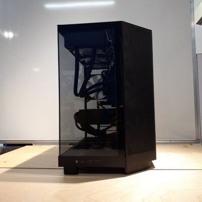 【鹿児島店】中古  自作PC(Ryzen 9 9950X3D/32GB/SSD2TB/-/RX9070XT/W11P) 4700000792 