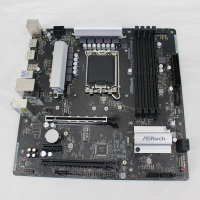 【通販センター】中古  ASRock B660M Phantom Gaming 4 (B660 mATX DDR4) 150359 