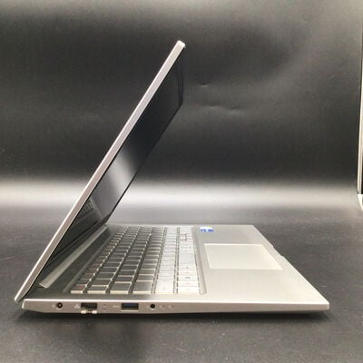 【秋葉原本店】中古  THIRDWAVE_DX-R5(i5-1335U/16GB/SSD2TB/W11H) 3410012651 