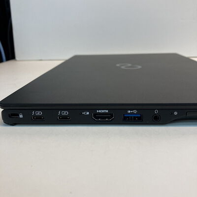 【京都店】中古  Fujitsu LIFEBOOK U9311/FW (i7-1185G7/8GB/SSD256GB/-/-/WLAN/13.3インチFHD/W11P64/-) 3240008942 