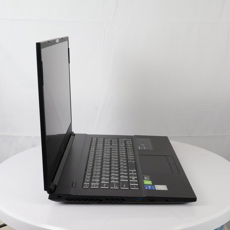 中古 GIGABYTE G7 MD-71JP123SH(Intel Core i7 11800H/16GB DDR4 (PC4