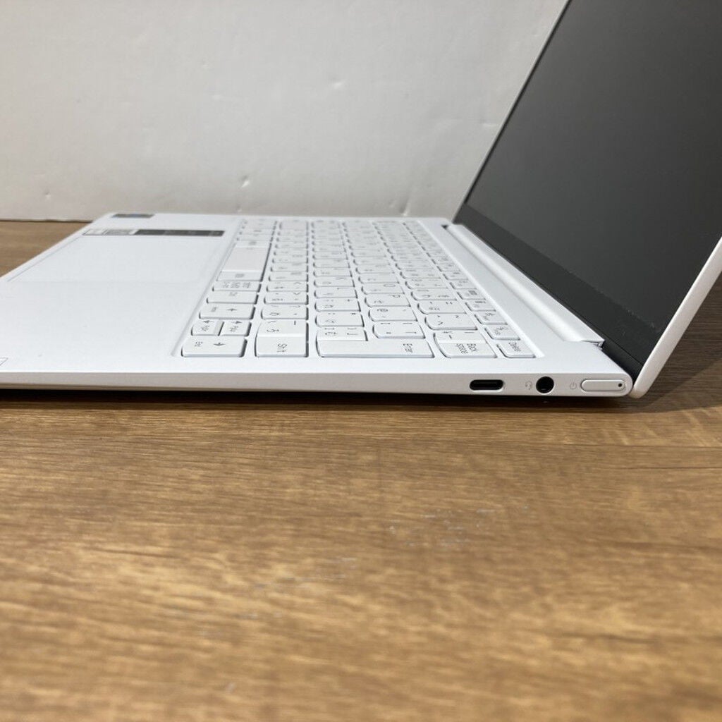 中古 Lenovo Yoga Slim 7 Carbon 13ITL5 (Intel Core i5-1135G7/8GB