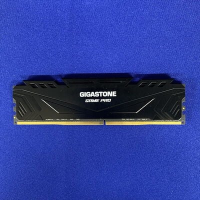 【横浜駅前店】中古  PC4-25600 16GB デスクトップ用(DDR4-3200) 140728 