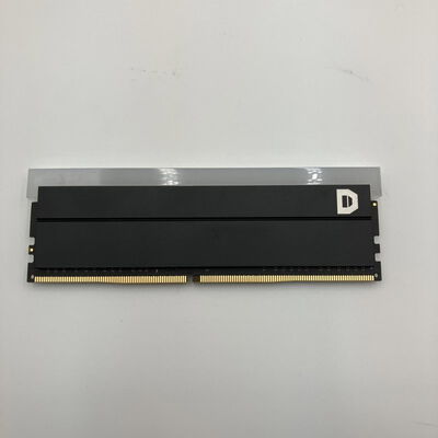 【なんば店】中古  PC4-25600 8GB デスクトップ用(DDR4-3200) 140727 