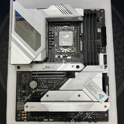 【新潟店】中古  ASUS ROG STRIX Z690-A GAMING WIFI D4(Z690ATX DDR4 3120019015 
