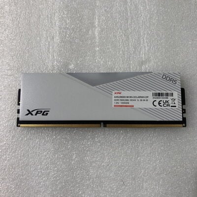【甲府飯田店】中古  PC5-44800 16GB デスクトップ用 149153 