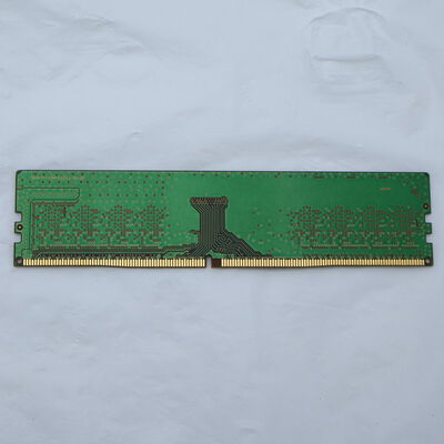【通販センター】中古  PC4-21300 8GB デスクトップ用(DDR4-2666) 126165 