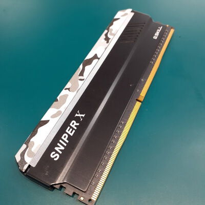 【鹿児島店】中古  PC4-25600 8GB デスクトップ用(DDR4-3200) 140727 