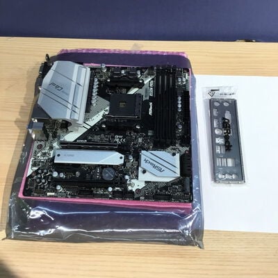 【松山環状枝松店】中古  ASRock B550M Pro4 (B550 AM4 mATX DDR4) 142938 