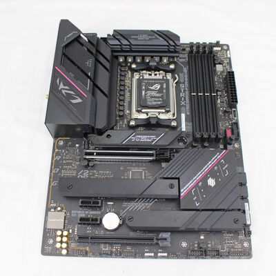 中古  ASUS ROG STRIX B650E-F GAMING WIFI(B650E AM5 ATX DDR5) 167324 