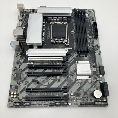 【神戸・三宮店】中古  GIGABYTE B860 DS3H (B860 1851 ATX DDR5) 175456 