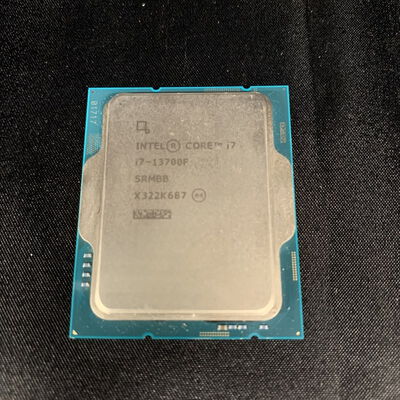 【横浜駅前店】中古  INTEL Core i7 13700F (1700/2.1G/30M/C16/T24) 154211 
