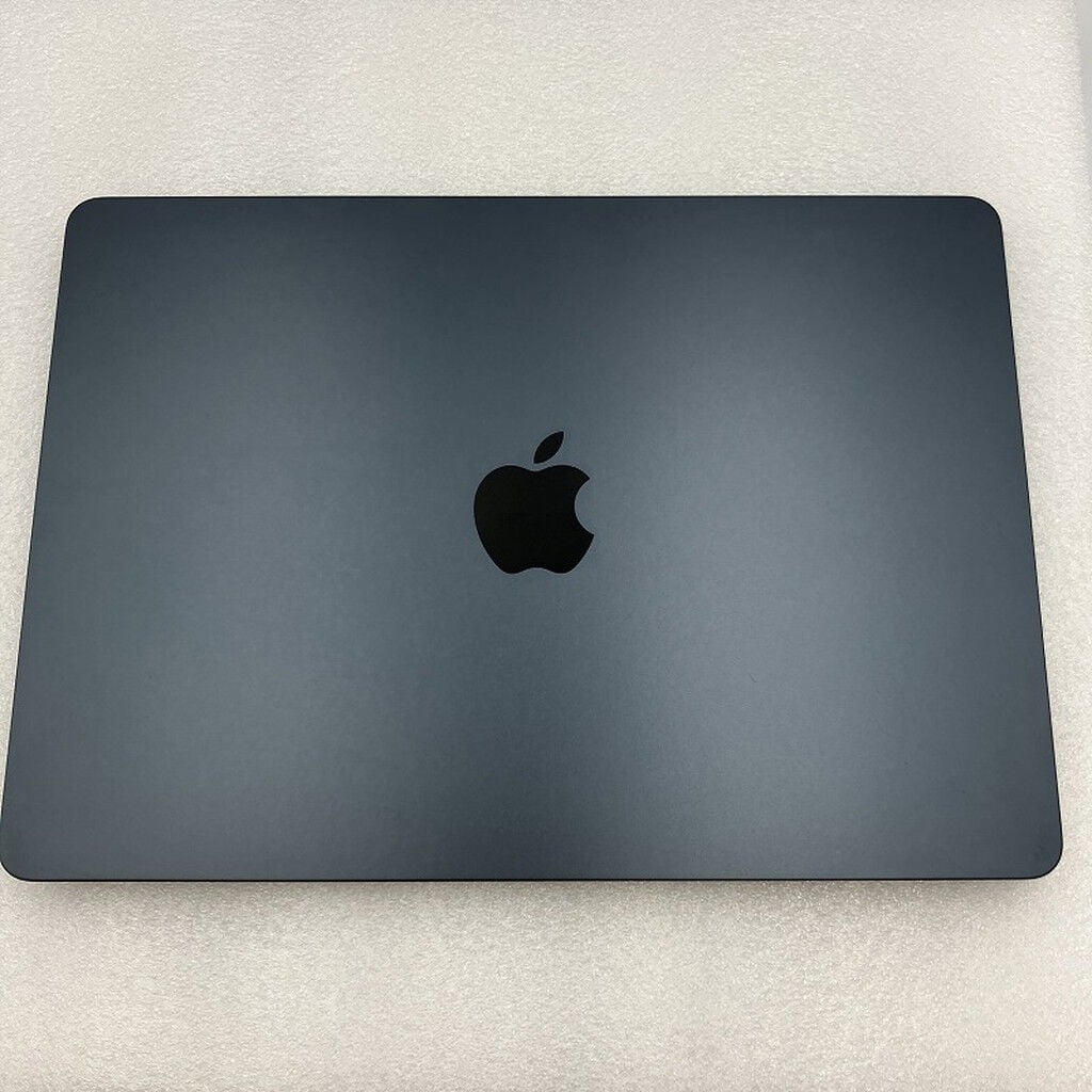 中古 Apple MacBook Air 13インチ 2022 (M2 8CPU 10GPU/16GB/1T