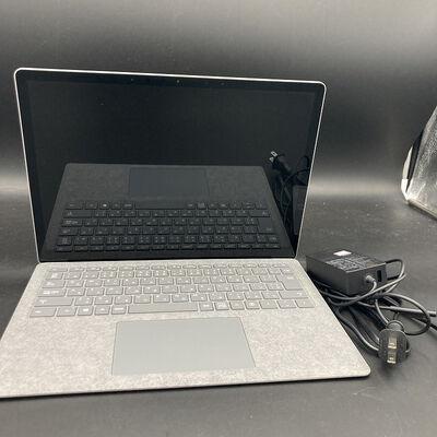 【熊本浜線店】中古  Microsoft Surface Laptop 3 (Intel core i5 1035G7 1.2GHz/8GB/SSD256GB/-/オンボード/13.5/2256x1504/Wi-Fi/WEBCAM/W11H64) 177098 