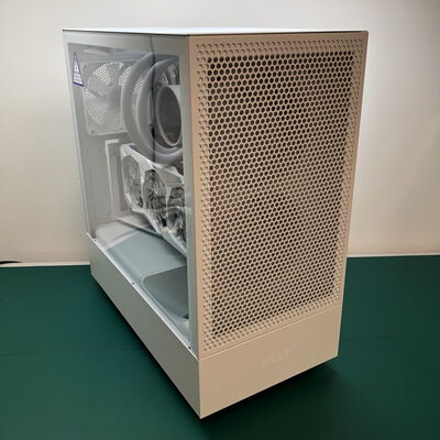 【津ラッツ店】中古  自作PC（Ryzen 5 9600X/32GB/ストレージ無/RX7800XT/Gigabit+WiFi/OS無） 180060 