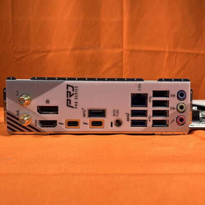 【なんば店】中古  ASRock Z890 Pro RS WiFi White (Z890 1851 ATX DDR5) 172168 