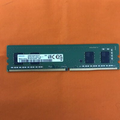 【なんば店】中古  Samsung M378A1G44CB0-CWE(DDR4 PC4-25600 8GB) 1460024035 