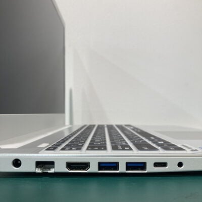 【浦添城間店(沖縄)】中古  Dynabook P2-C5WB-ES(i3-1305U/8GB/SSD256GB/W11H) 4780001365 