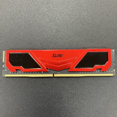 【熊本浜線店】中古  【製造番号・型番シール無】PC4-25600 8GB デスクトップ用(DDR4-3200) 197908 