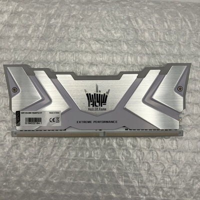 【秋葉原本店】中古  PC4-28800 8GB デスクトップ用(DDR4-3600) 140733 