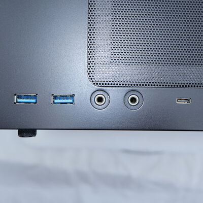 【通販センター】中古  iiyama LEVEL&infin;(Intel Core i7 13700KF/32GB DDR5 (PC5)/SSD500GB/なし/NVIDIA GeForce RTX 4070 12GB/W11H64 MAR) 204556 