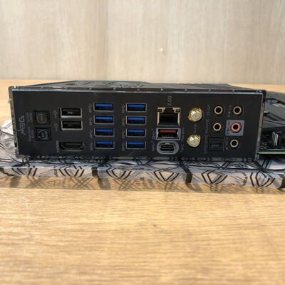 【姫路店】中古  MEG Z590 UNIFY 4740001353 