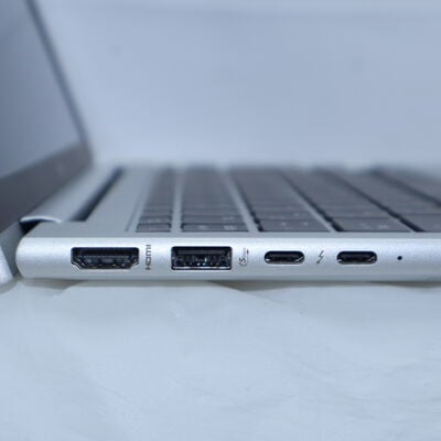 【通販センター】中古  HP EliteBook 830 G11(Intel Core Ultra 5 125U/16GB DDR4 (PC4)/SSD256GB/なし/オンボード/13.3/1920x1200/Wi-Fi/W11H64 MAR) 203813 
