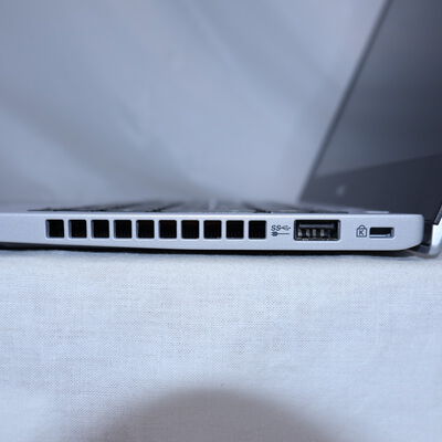 【通販センター】中古  【ジャンク品/保証無/返品質問不可】NEC VersaPro タイプVB　PC-VKM17BZG4 (Core i5 8350U/8GB/SSD256GB/-/オンボード/12.5ｲﾝﾁ/1366x768/Wi-Fi/WEBCAM/-) 176664 