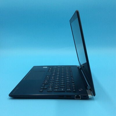 【秋葉原本店】中古  dynabook_PORTEGE X30L-G G83/FR A6G7FRF8D511(i5-10210U/8GB/SSD256GB/W11P/13インチFHD) 3410013344 