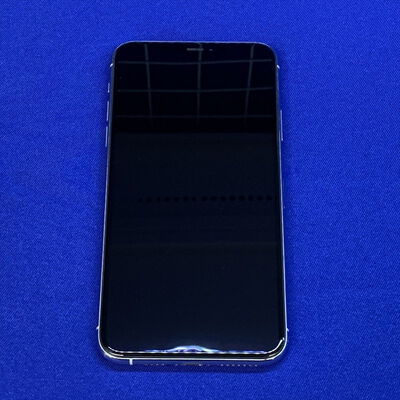 【横浜駅前店】中古  【docomo】 Apple iPhone11 Pro Max 6.5インチ 256GB (シルバー) MWHK2J/A 140695 