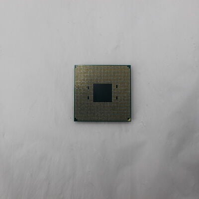 【通販センター】中古  AMD Ryzen 7 3700X (AM4/3.6/36M/C8/T16/65W) 140025 