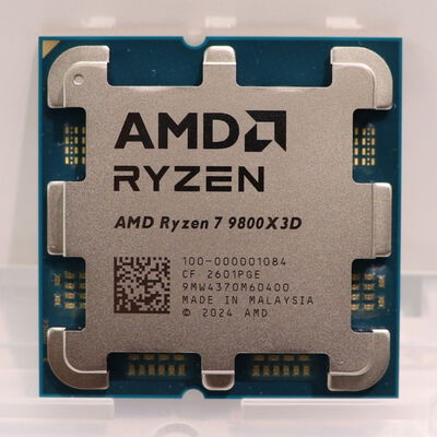 【札幌店】中古  AMD Ryzen 7 9800X3D (AM5/4.7/104M/C8/T16/120W) 172566 