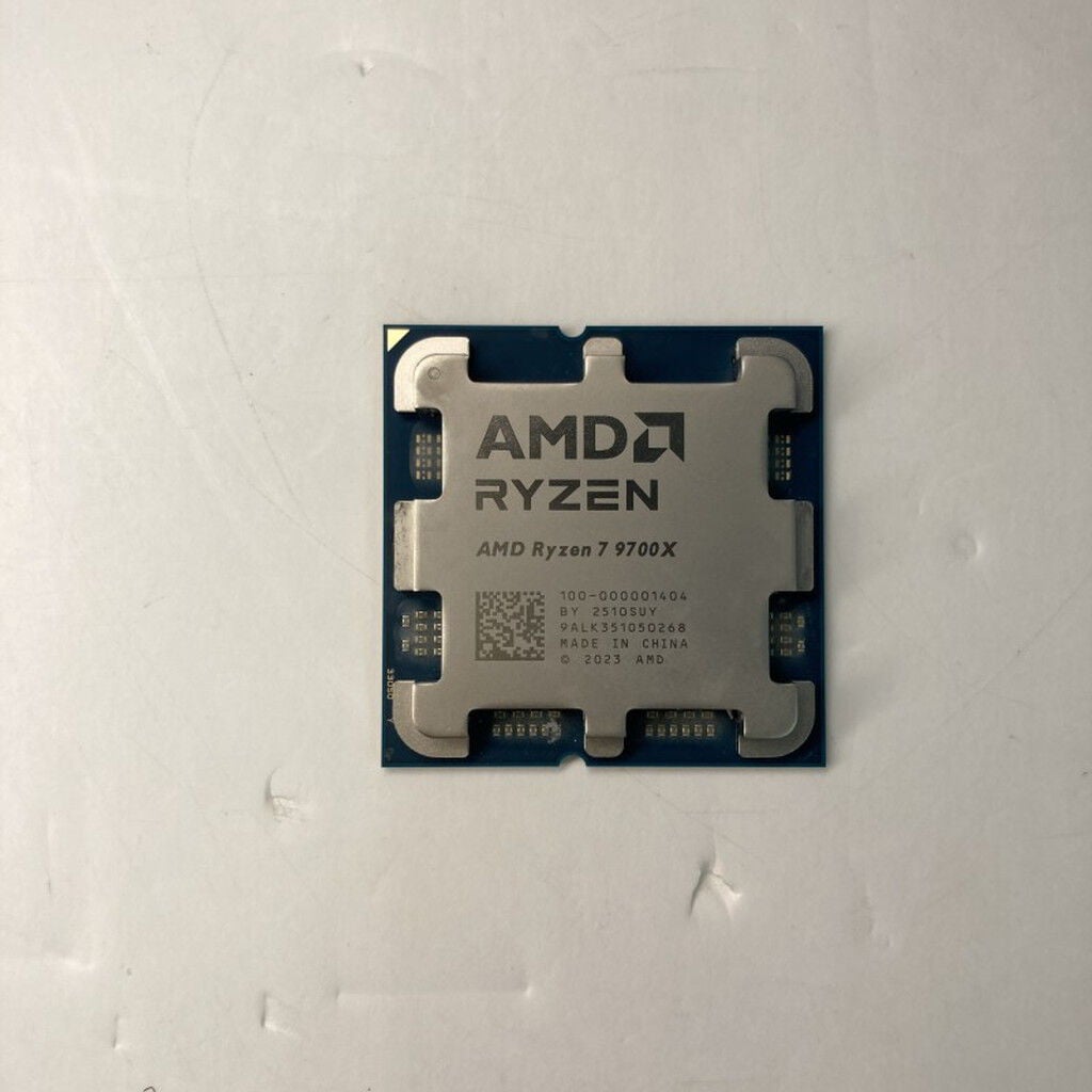 中古 AMD Ryzen 7 9700X (AM5/3.8GHz/40M/C8/T16/65W) 169022 （376269