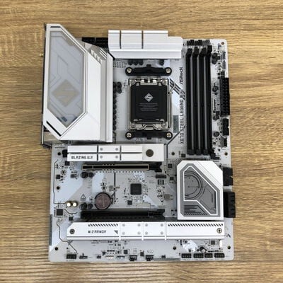 【津ラッツ店】中古  ASRock X870 Steel Legend WiFi (X870 AM5 ATX DDR5) 172202 