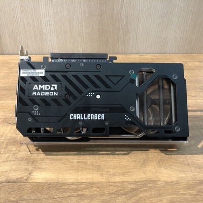 【姫路店】中古  ASRock RX9060XT CL 16GO(RX9060XT Challenger 16G) 179897 