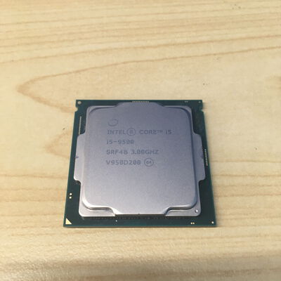 【博多店】中古  Intel Core i5-9500 (1151/3.00GHz/9M/C6/T6) 140318 