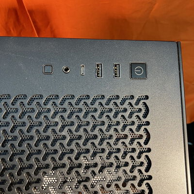 【なんば店】中古  自作パソコン(Ryzen 7 9700X/32GB/SSD250GB+1TB/RTX4070SUPER/OS無し) 3280020968 