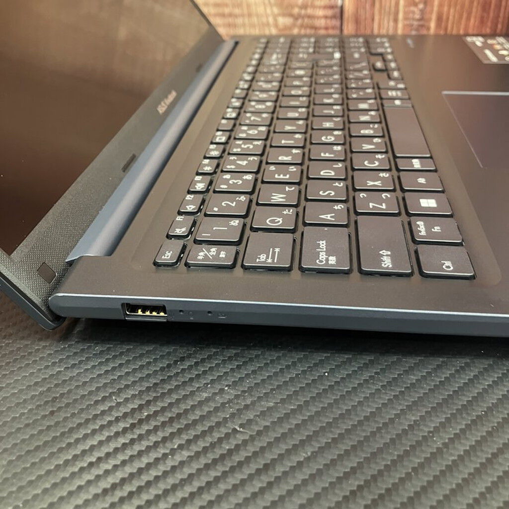 中古 ASUS Vivobook 15(7 150U/16GB/SSD512GB/W11H) 5070002196